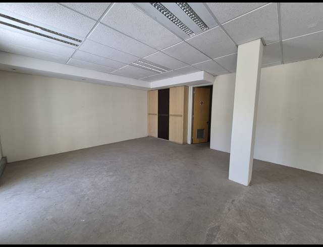 606M² OFFICE TO LET IN SANDTON CENTRAL
